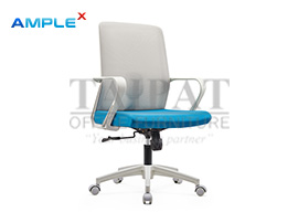 เก้าอี้สำนักงาน Daniel AX-15039