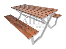 โต๊ะสนามขาเหล็กเชื่อมติดกัน ขาไขว้  T-17